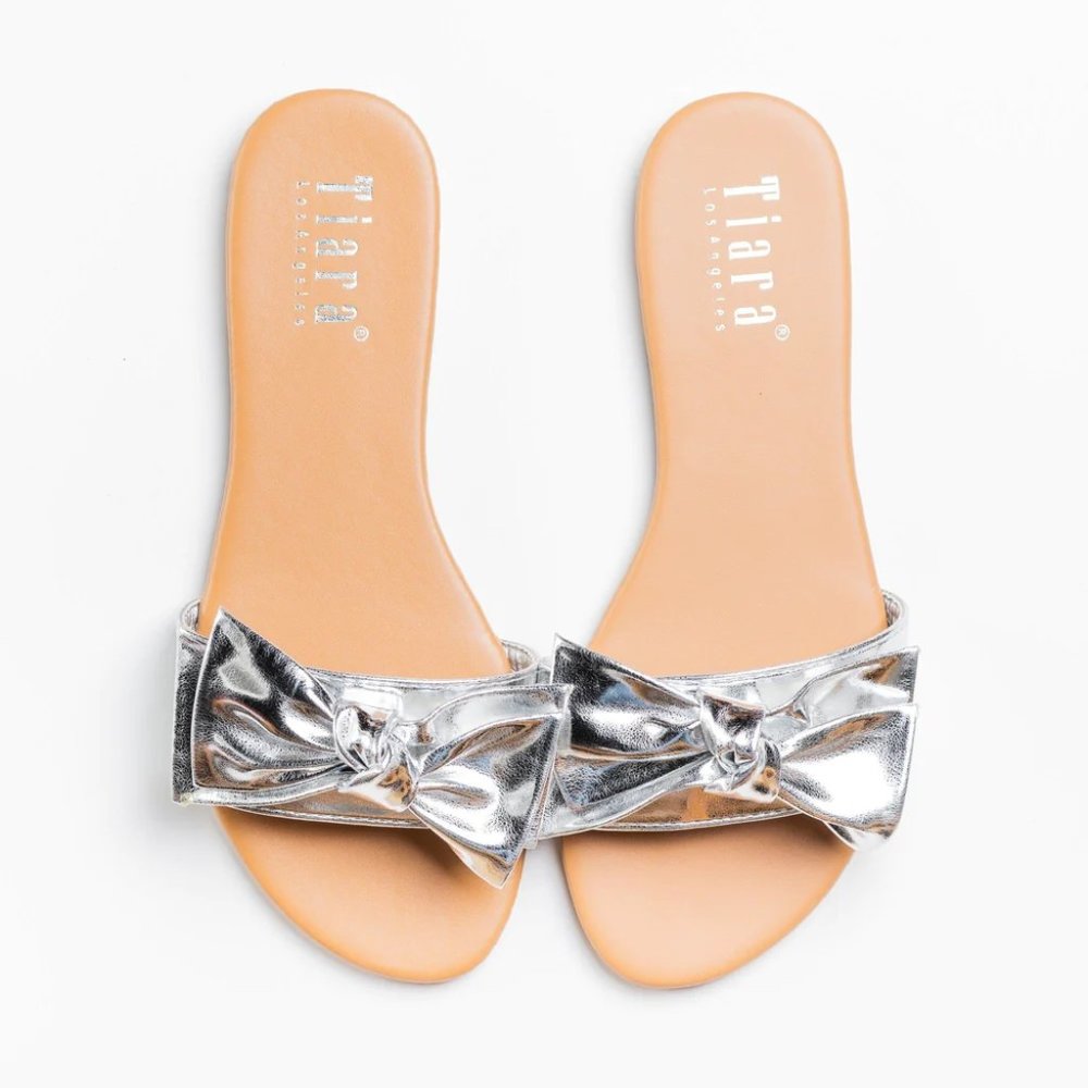 Tiara Women Beautiful Bow Tie Open Toe Sandals - Silver -